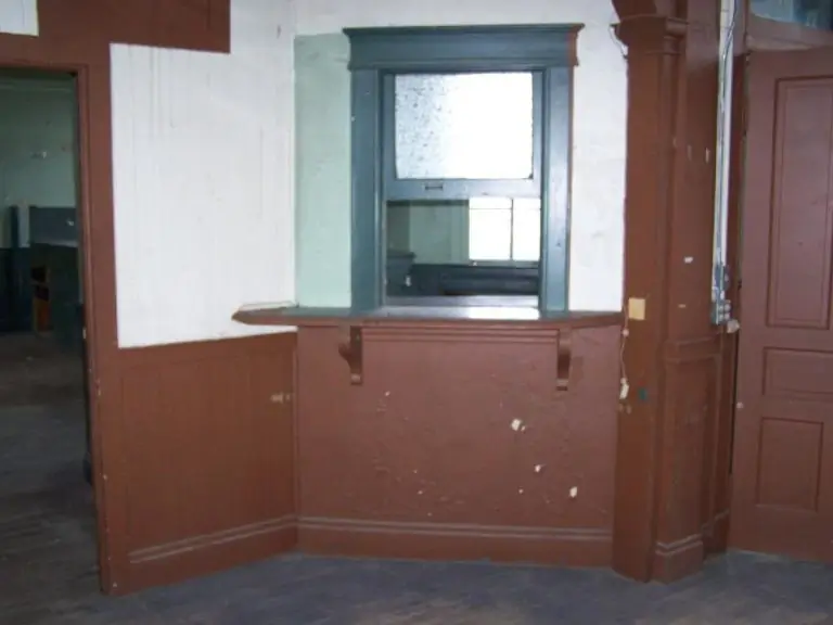 Ticket Window